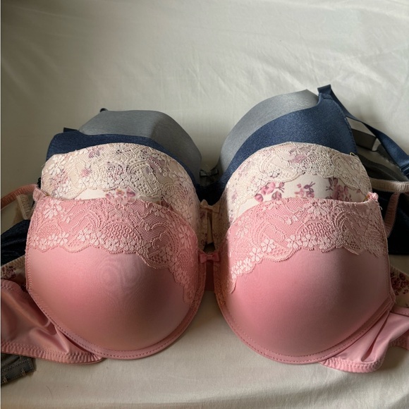 NWT Bra Set - size 44D - Picture 6 of 6